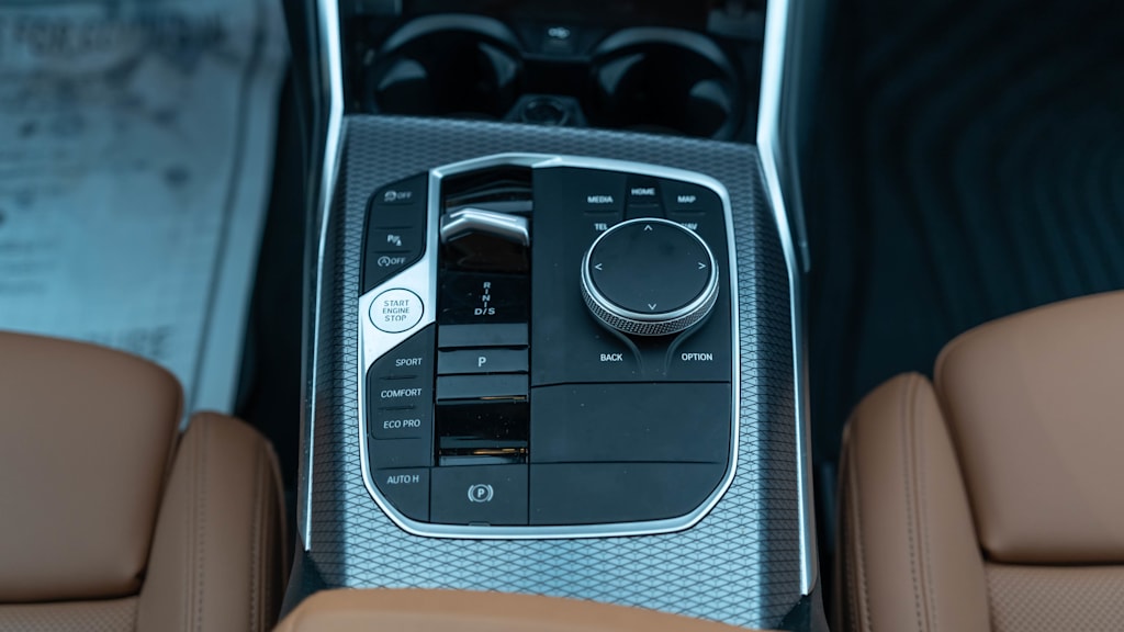 Thumbnail: 2025 BMW 3 Series - 43