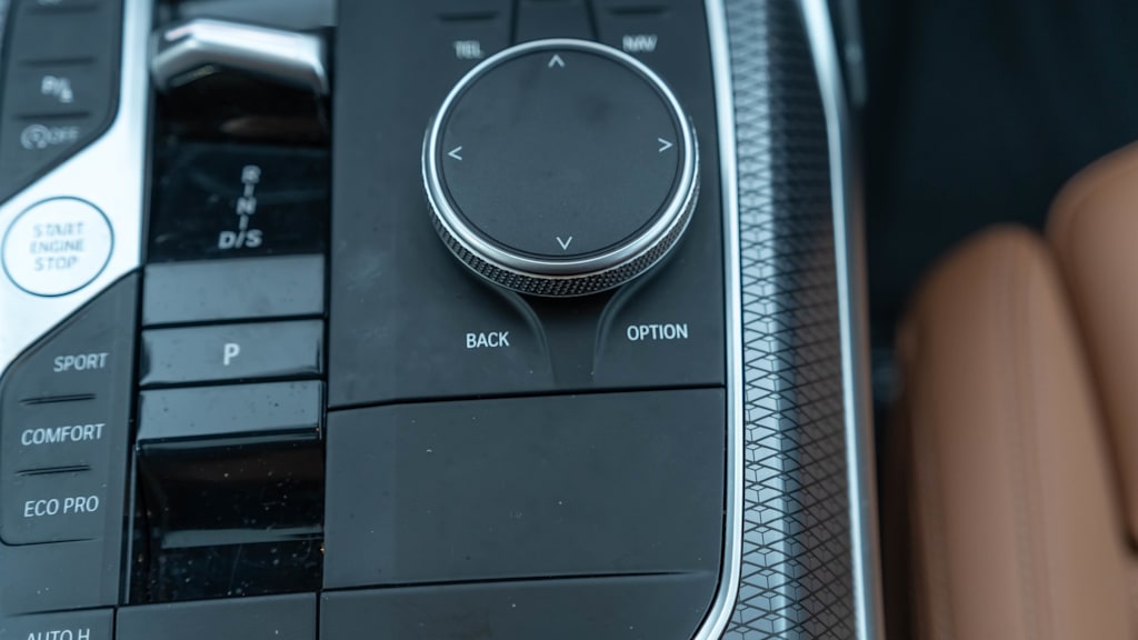 Thumbnail: 2025 BMW 3 Series - 42