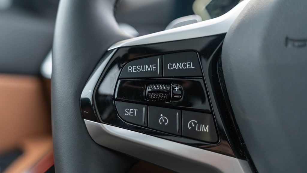 Thumbnail: 2025 BMW 3 Series - 51