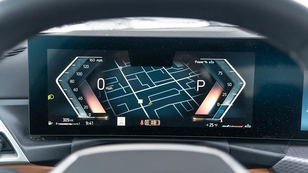 Thumbnail: 2025 BMW 3 Series - 50