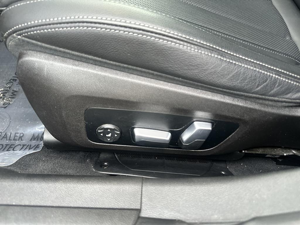 Thumbnail: 2023 BMW 3 Series - 15