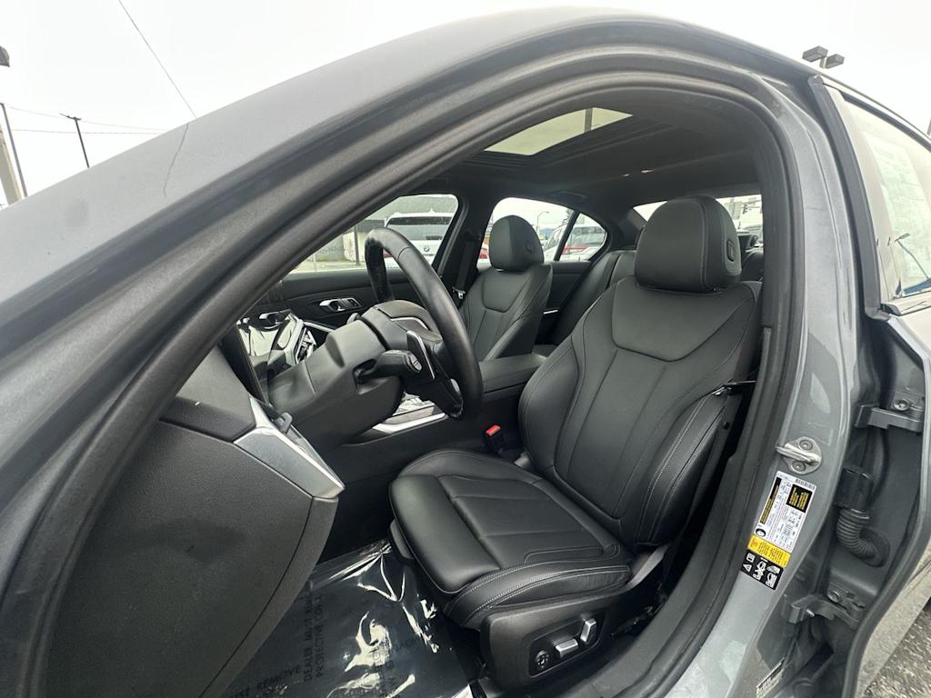 Thumbnail: 2023 BMW 3 Series - 9