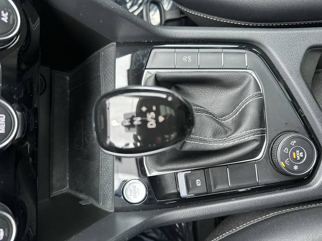 Thumbnail: 2024 Volkswagen Taos - 11