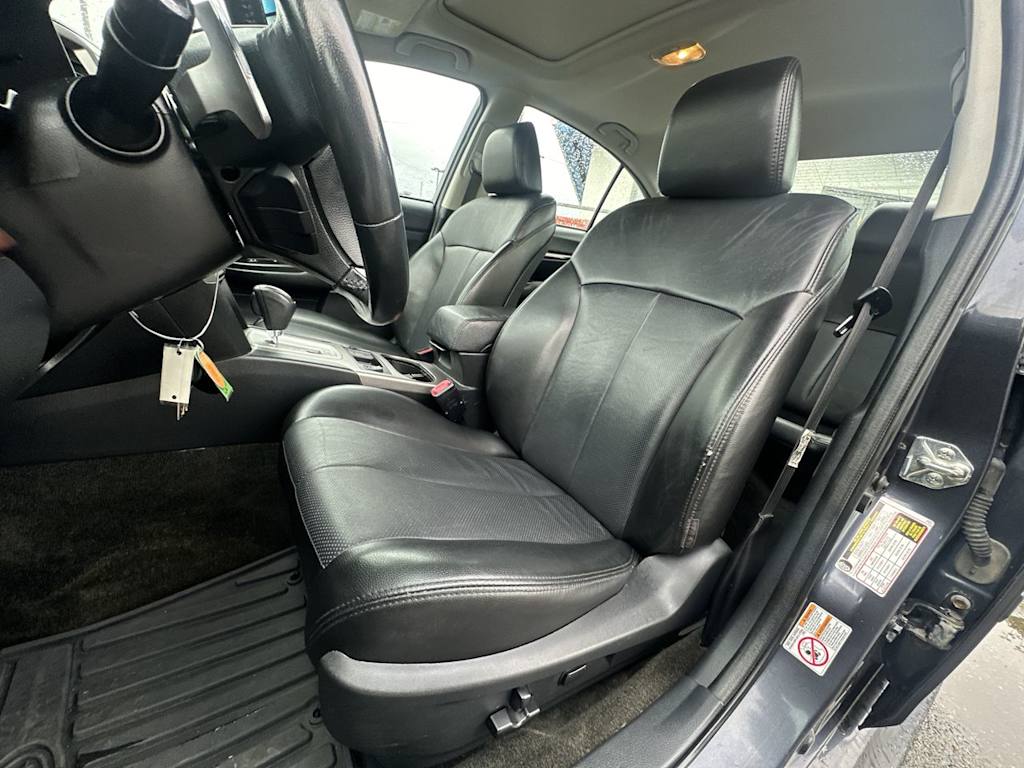 2013 Subaru Legacy Limited 8