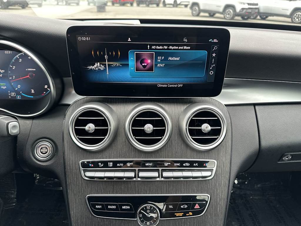 Thumbnail: 2019 Mercedes-Benz C-Class - 18