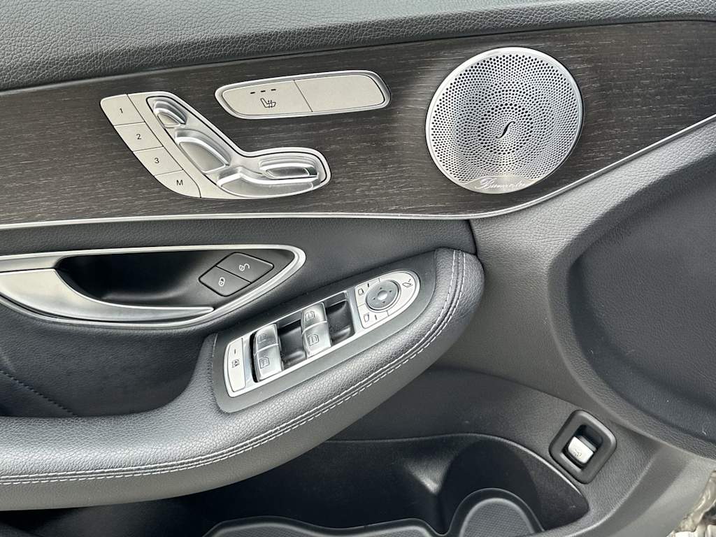 Thumbnail: 2019 Mercedes-Benz C-Class - 16