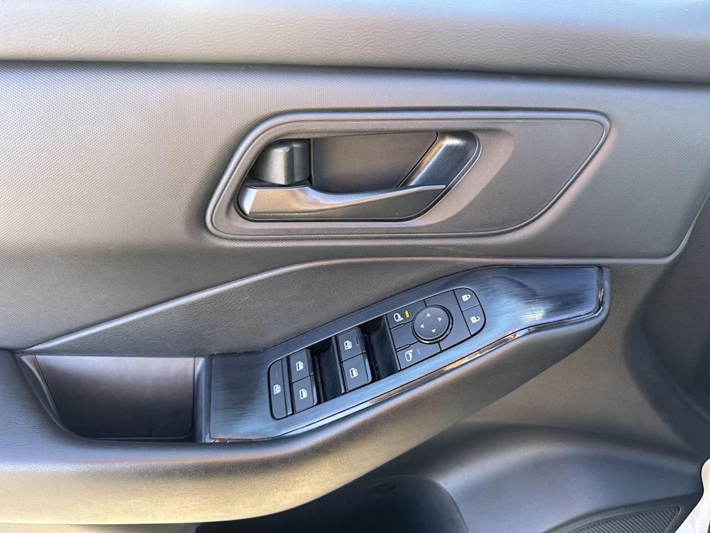 Thumbnail: 2024 Nissan Rogue - 15