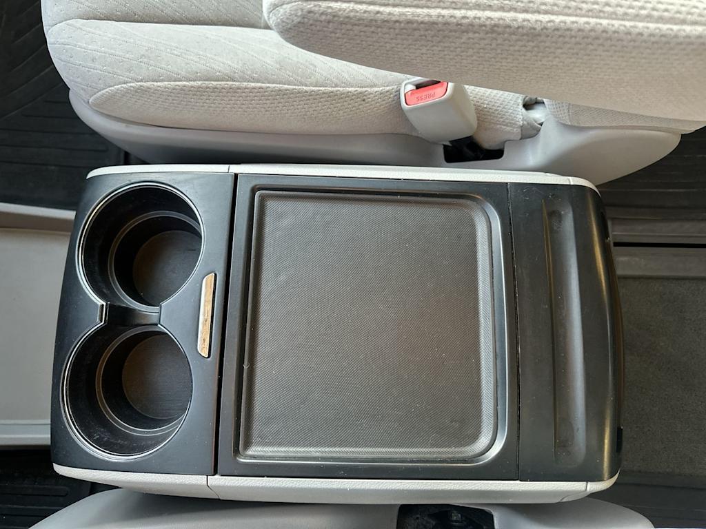 Thumbnail: 2017 Toyota Sienna - 19