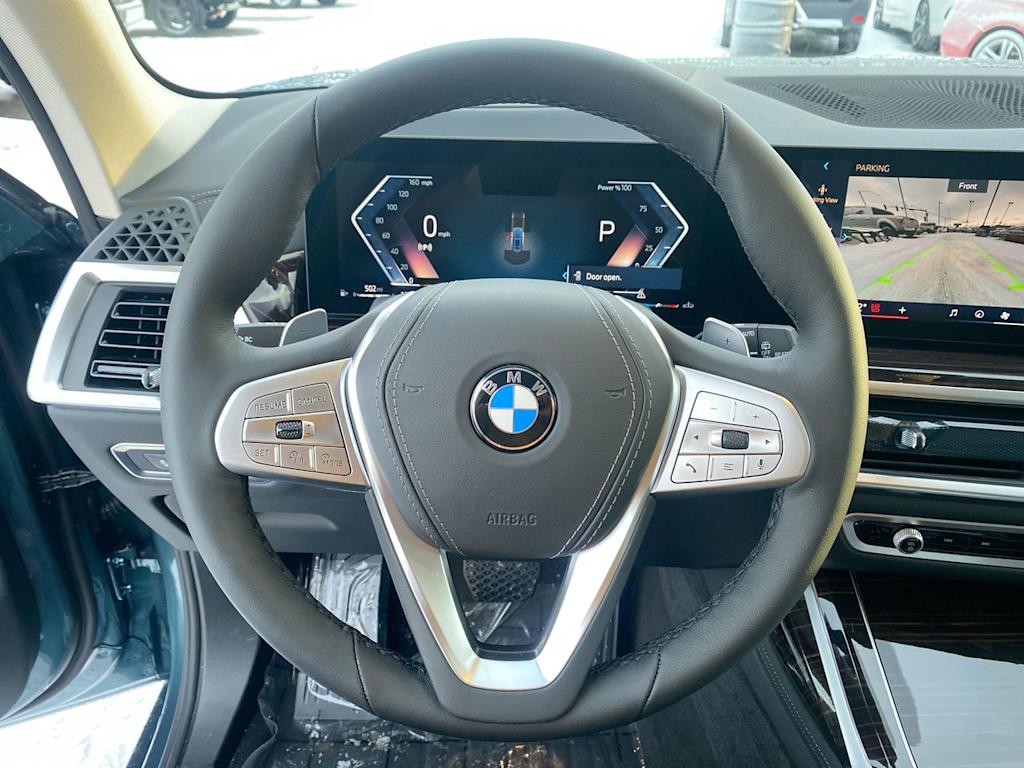 Thumbnail: 2025 BMW X7 - 2