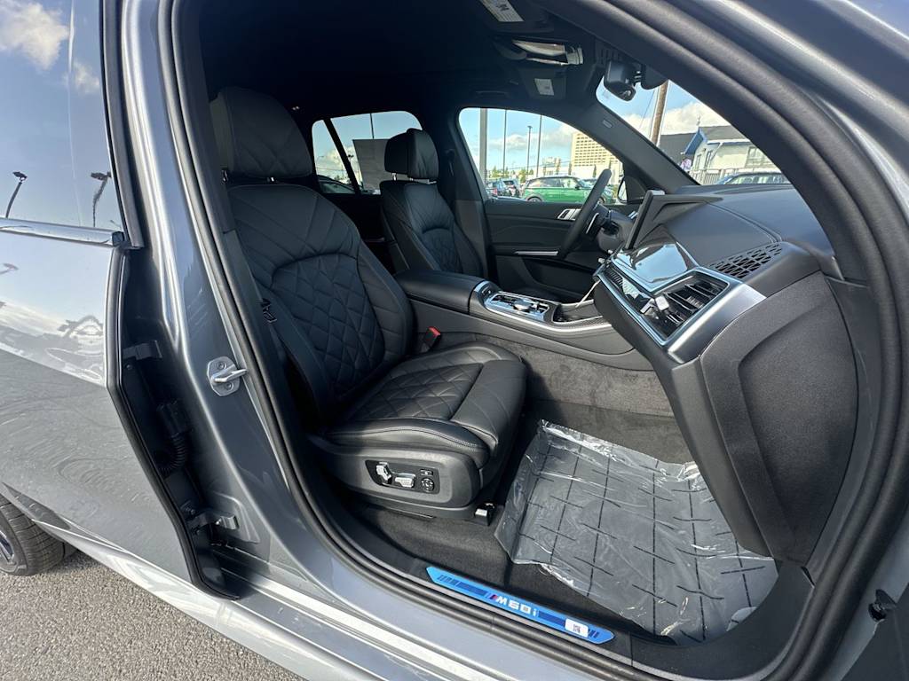 Thumbnail: 2025 BMW X5 - 8