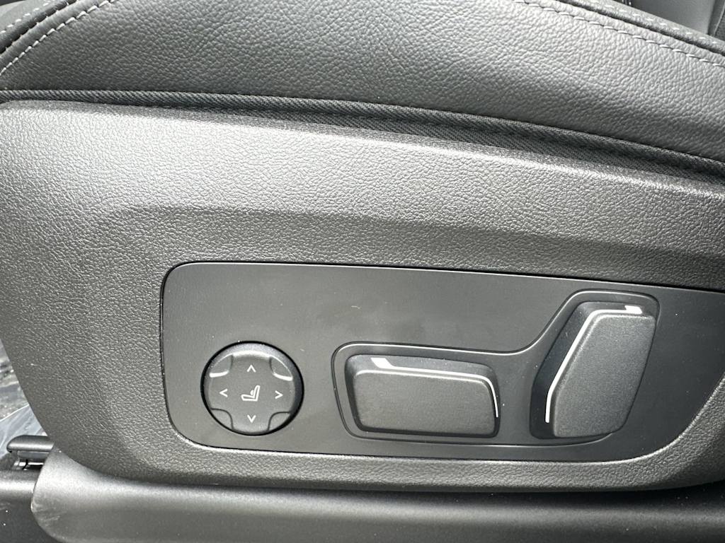 Thumbnail: 2024 BMW X3 - 15