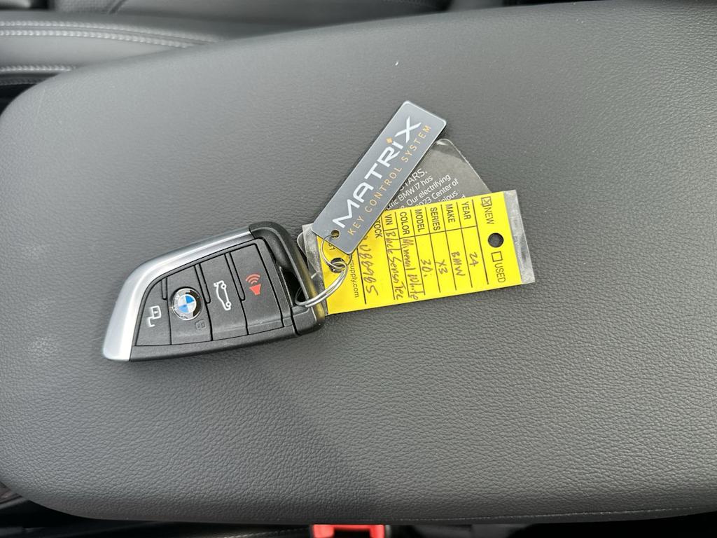 Thumbnail: 2024 BMW X3 - 13