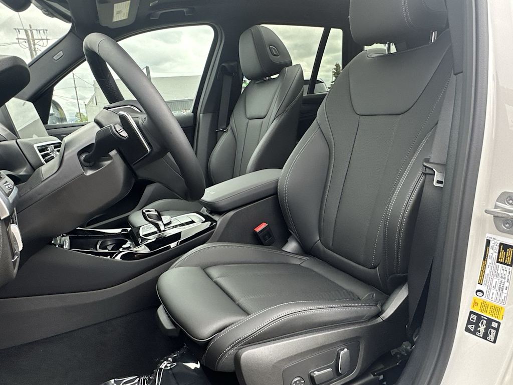 Thumbnail: 2024 BMW X3 - 8