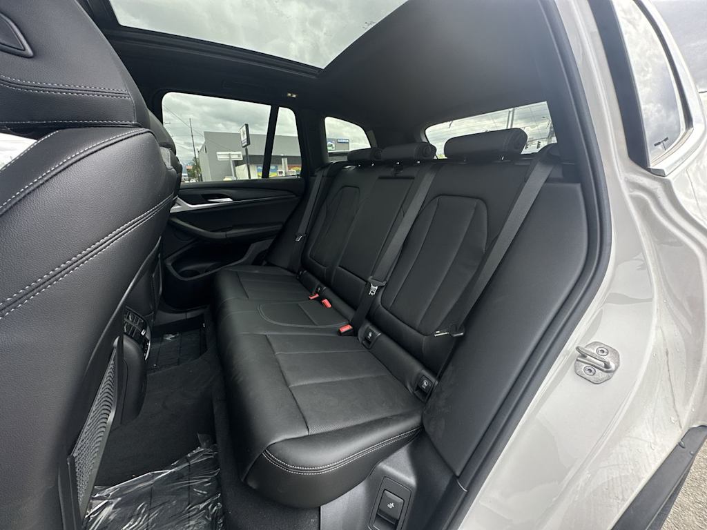 Thumbnail: 2024 BMW X3 - 9