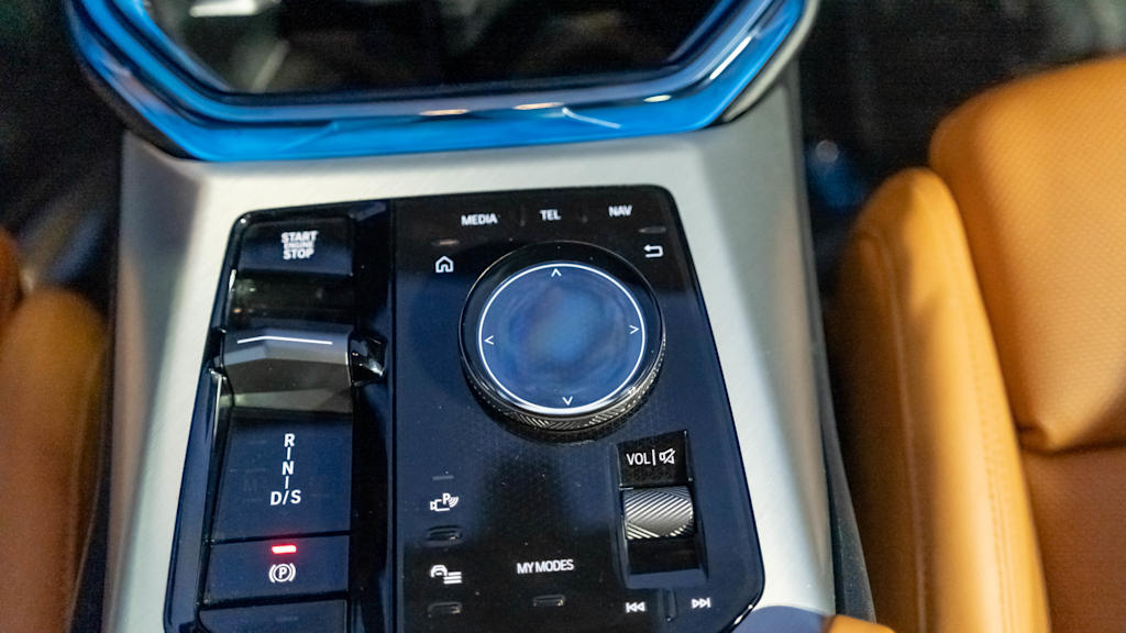 Thumbnail: 2025 BMW X3 - 33