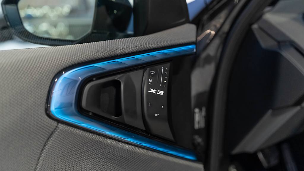 Thumbnail: 2025 BMW X3 - 40