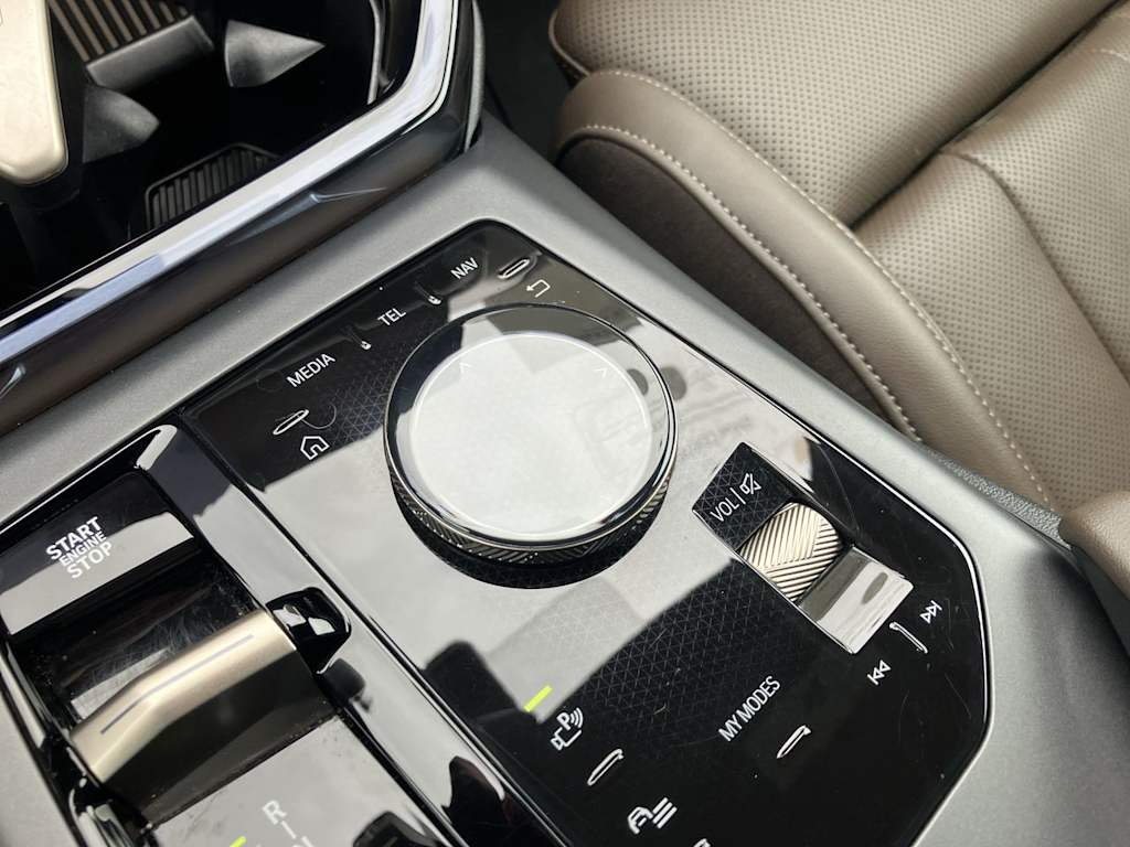 Thumbnail: 2025 BMW X3 - 14