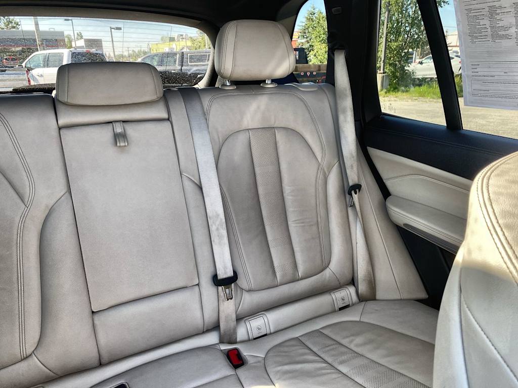 Thumbnail: 2020 BMW X5 - 18