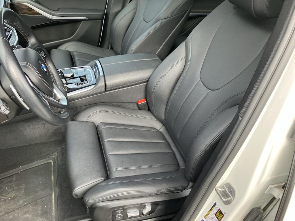 Thumbnail: 2021 BMW X5 - 8
