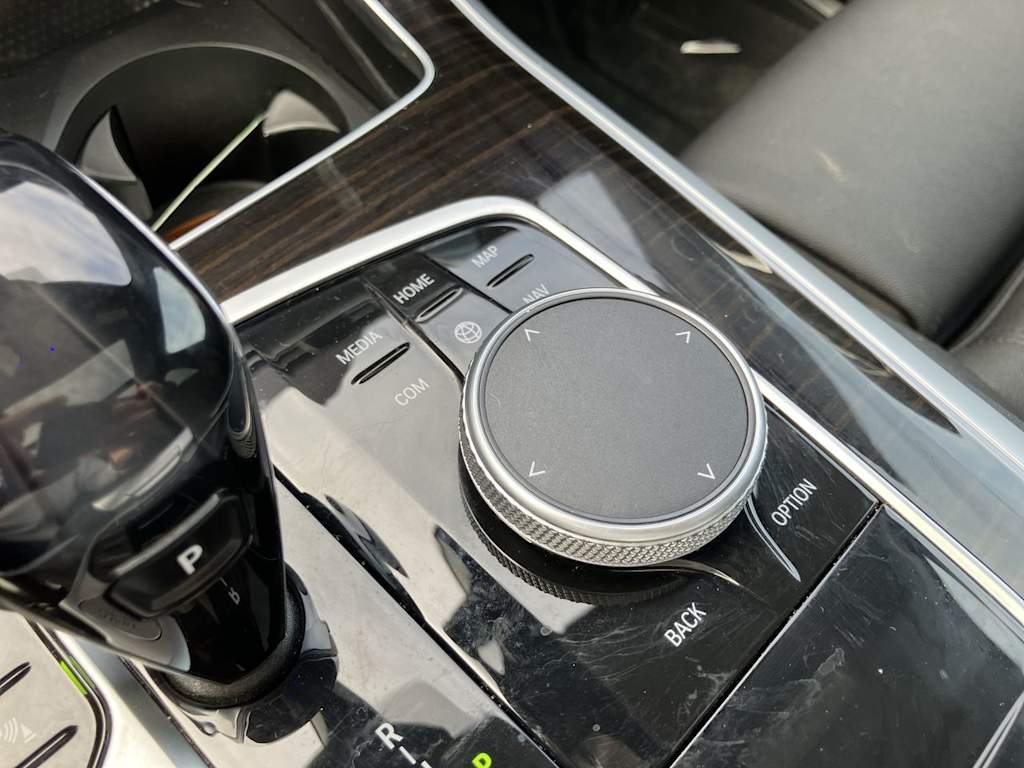 Thumbnail: 2021 BMW X5 - 13