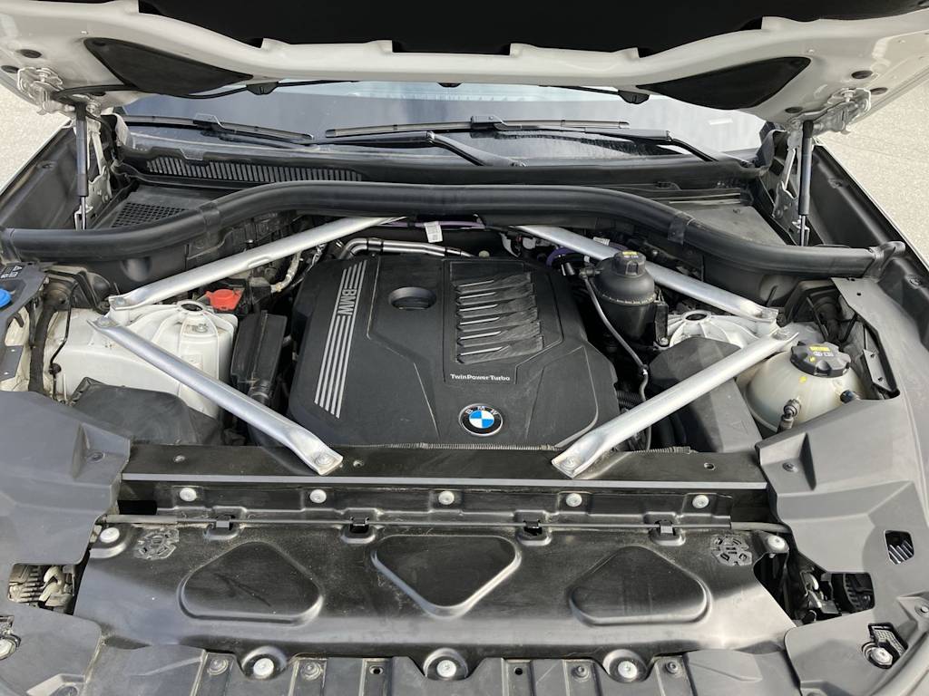 Thumbnail: 2021 BMW X5 - 6