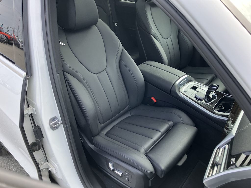 Thumbnail: 2021 BMW X5 - 27