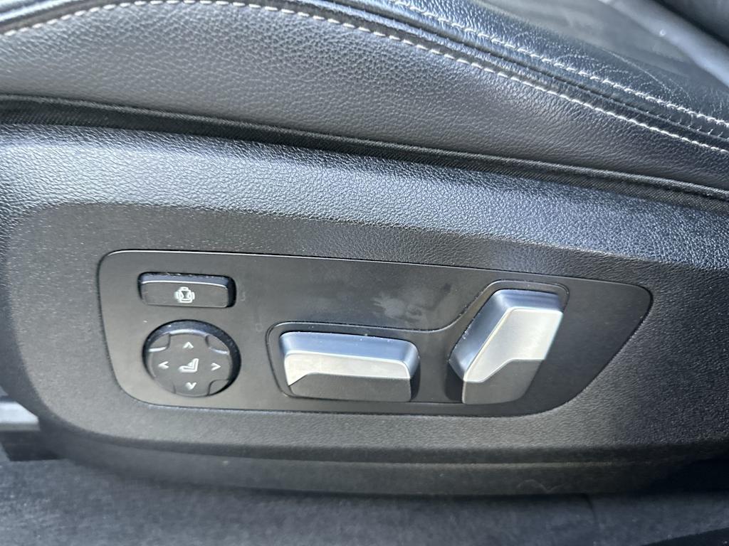 Thumbnail: 2019 BMW X5 - 15