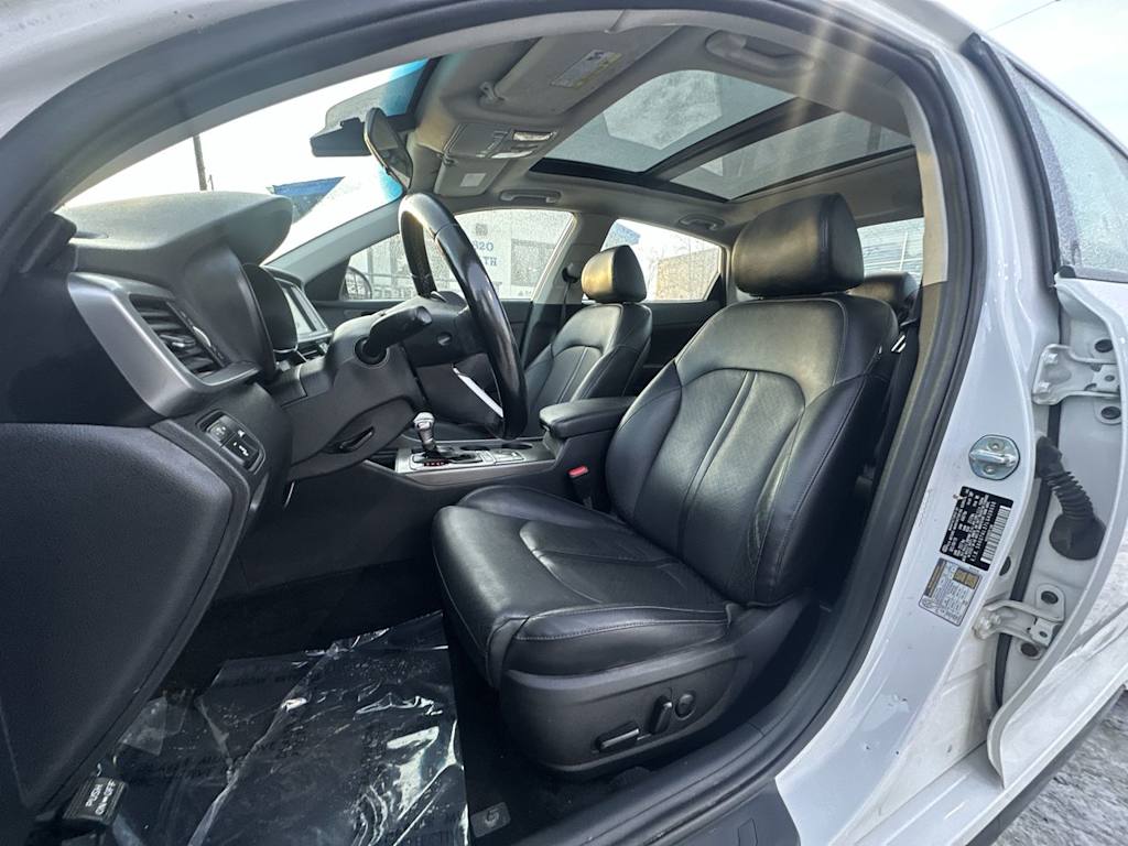 Thumbnail: 2020 Kia Optima - 9