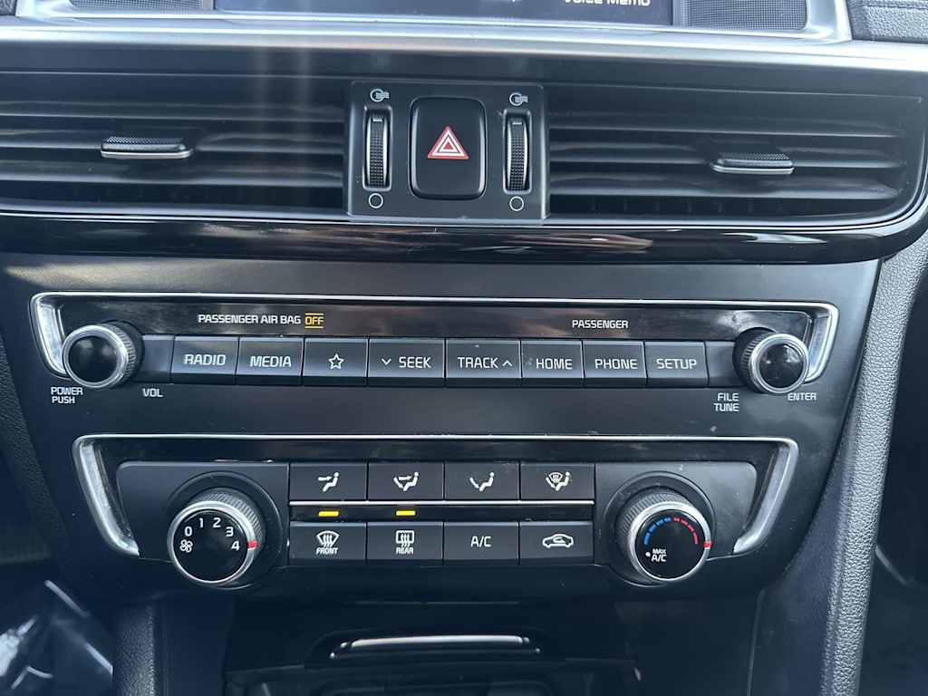 Thumbnail: 2020 Kia Optima - 20