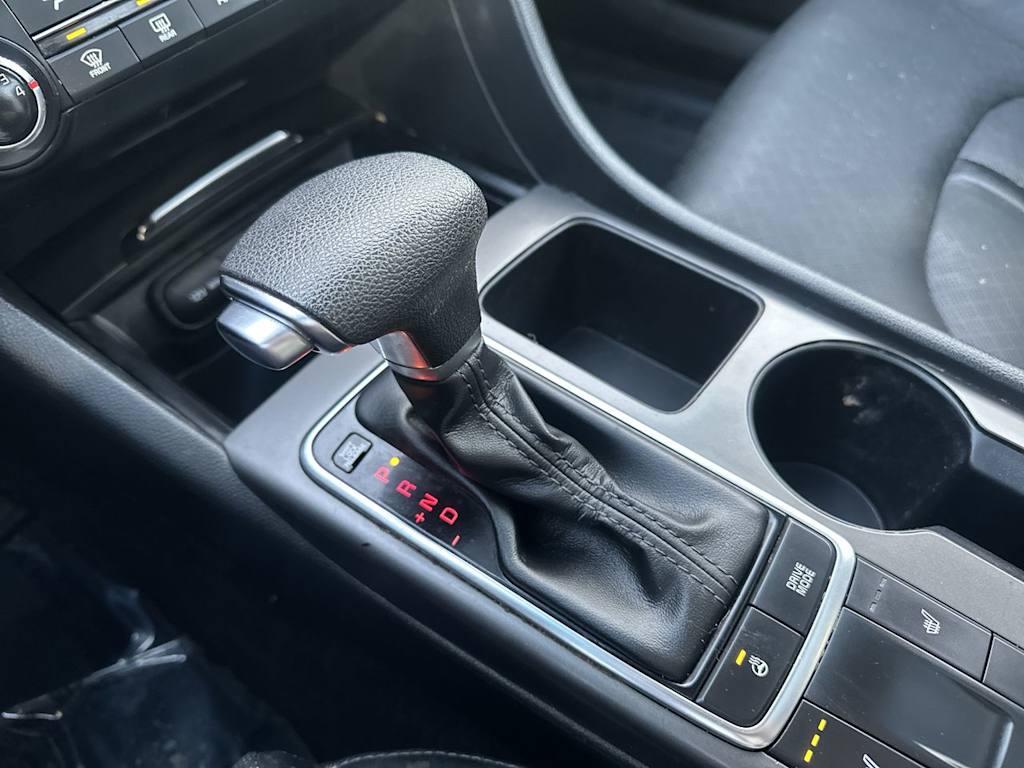 Thumbnail: 2020 Kia Optima - 11