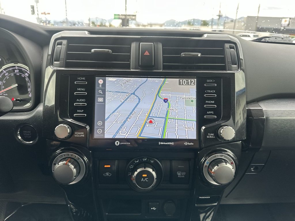 Thumbnail: 2022 Toyota 4Runner - 20