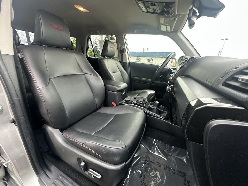 Thumbnail: 2022 Toyota 4Runner - 23