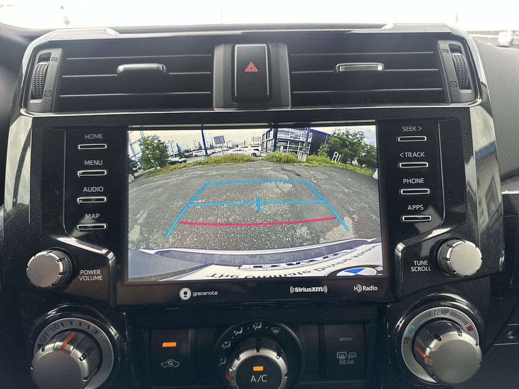 Thumbnail: 2022 Toyota 4Runner - 18