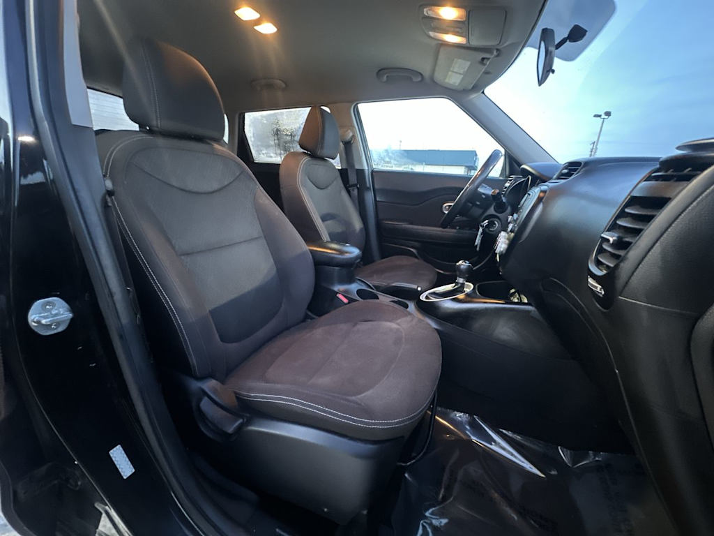 Thumbnail: 2018 Kia Soul - 21