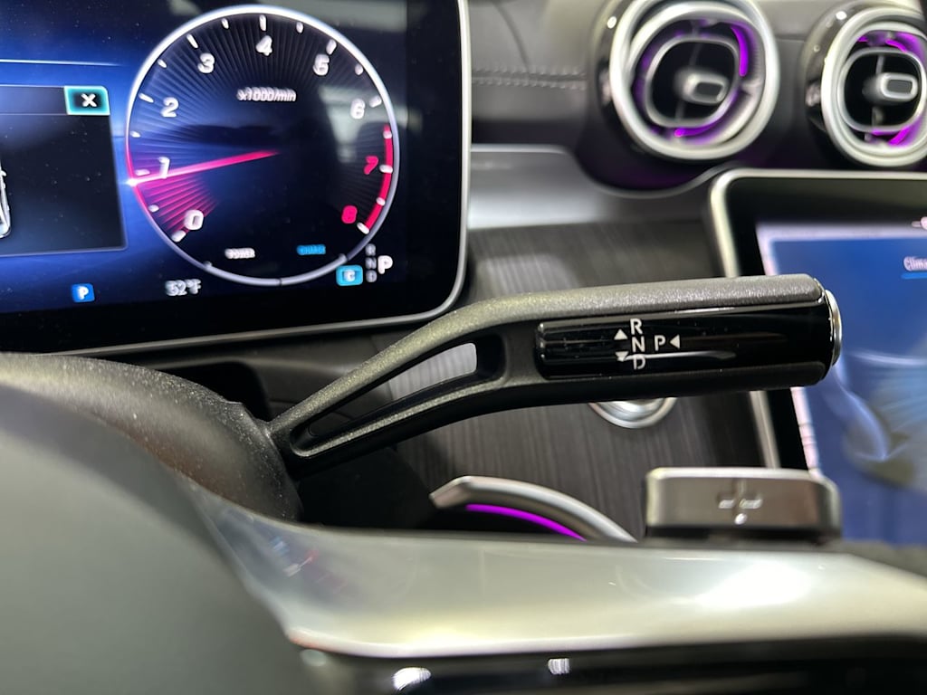 Thumbnail: 2023 Mercedes-Benz C-Class - 10