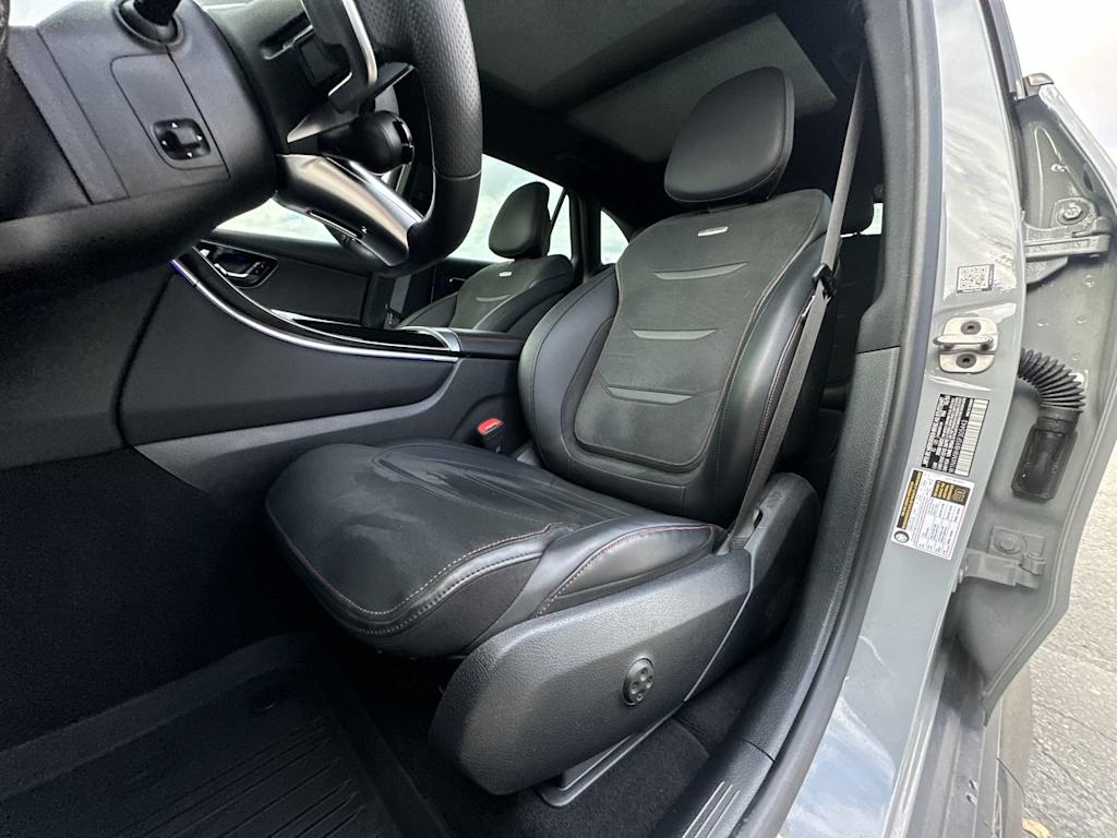 Thumbnail: 2025 Mercedes-Benz GLC - 7