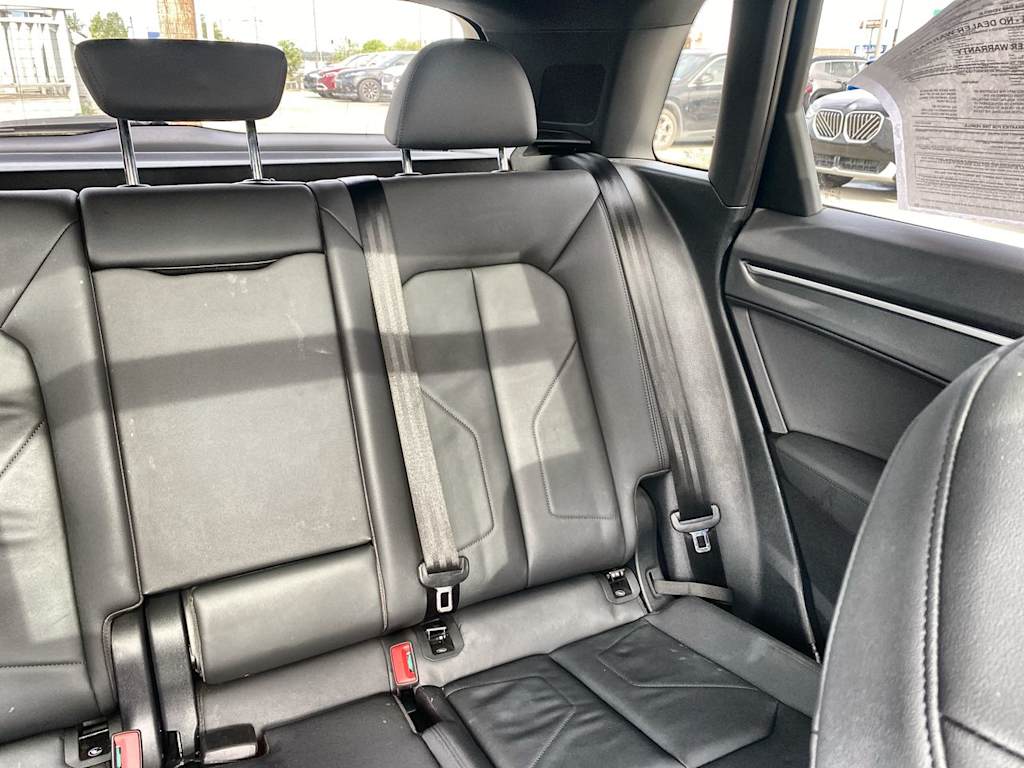 Thumbnail: 2019 Audi Q3 - 18