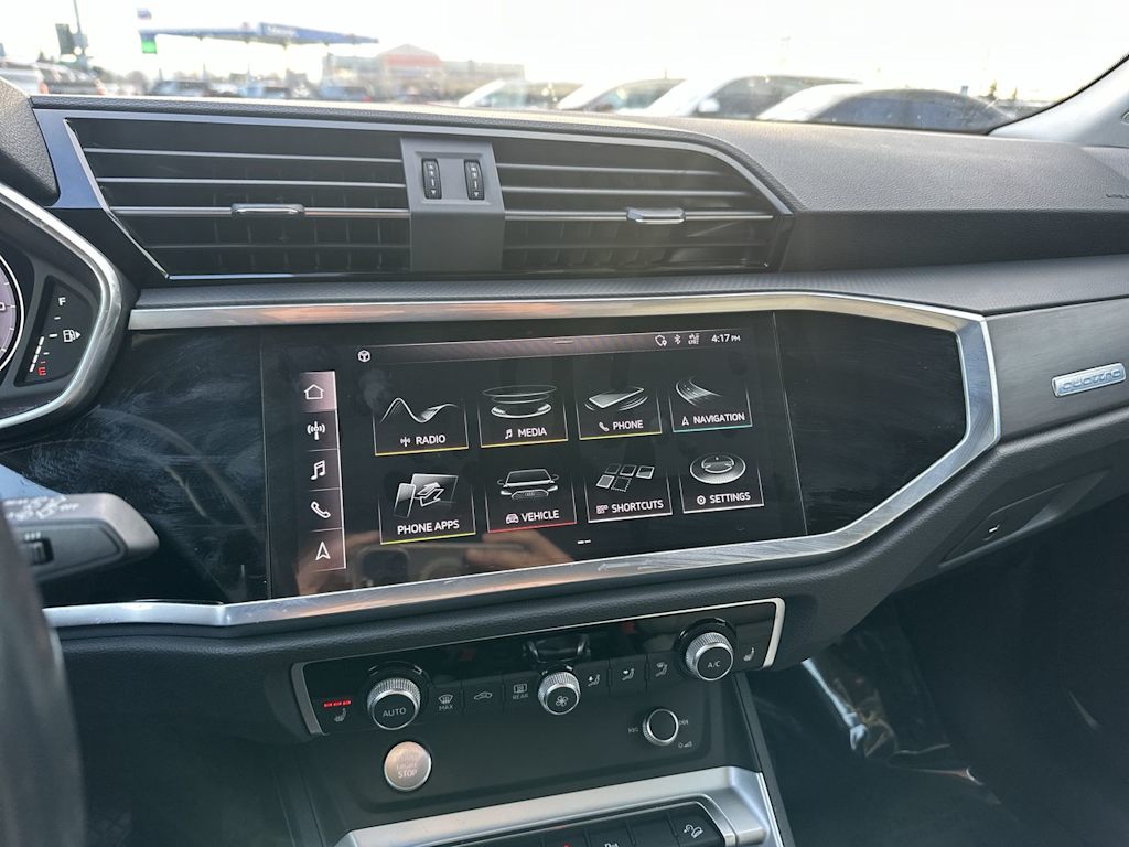 Thumbnail: 2020 Audi Q3 - 19