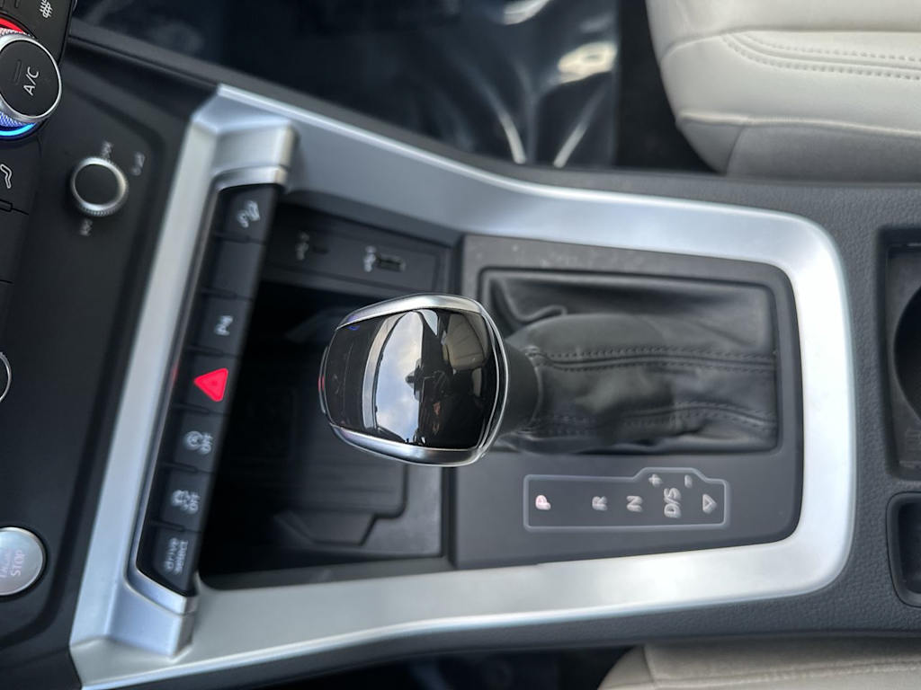 Thumbnail: 2020 Audi Q3 - 11