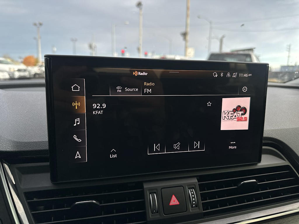 Thumbnail: 2023 Audi Q5 - 10