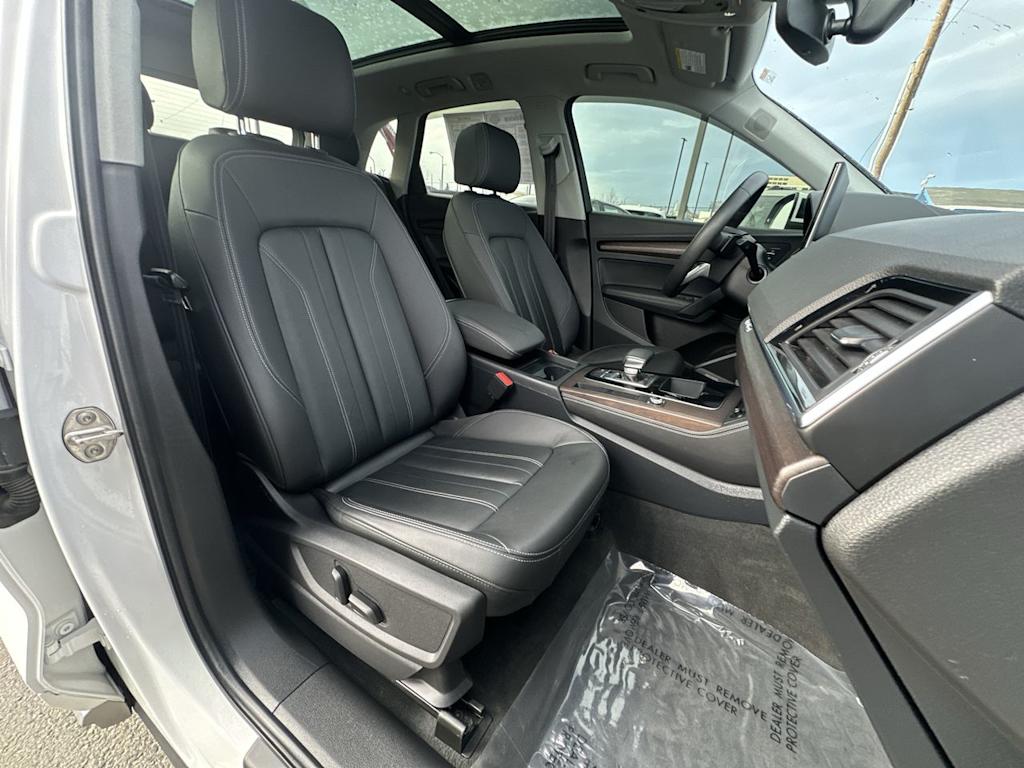 Thumbnail: 2023 Audi Q5 - 8