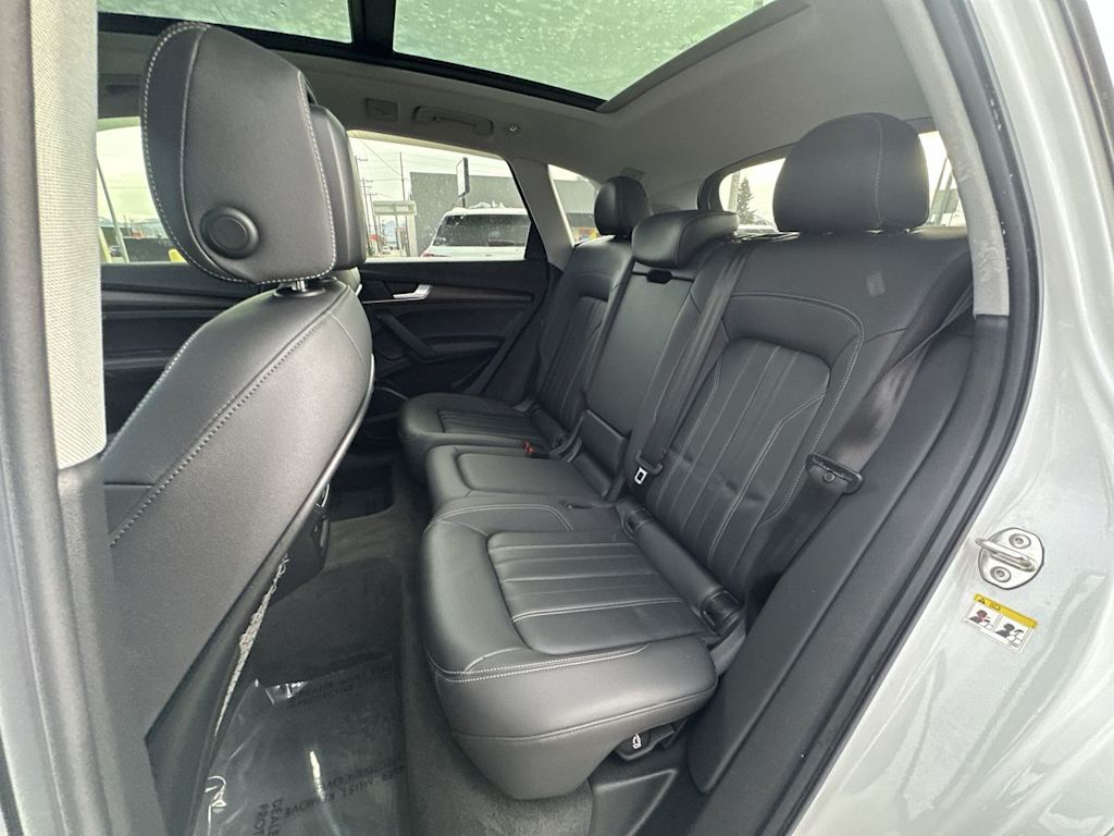 Thumbnail: 2023 Audi Q5 - 9