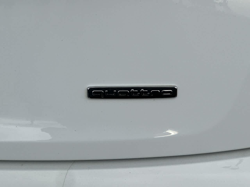 Thumbnail: 2023 Audi Q5 - 4