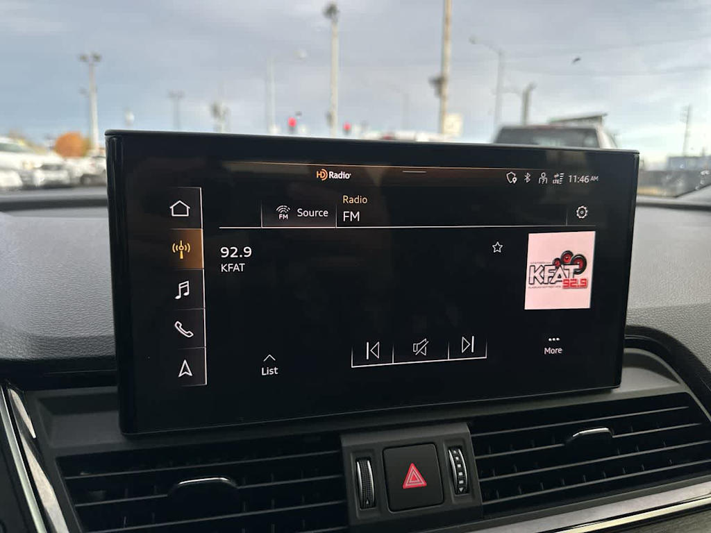 Thumbnail: 2023 Audi Q5 - 10