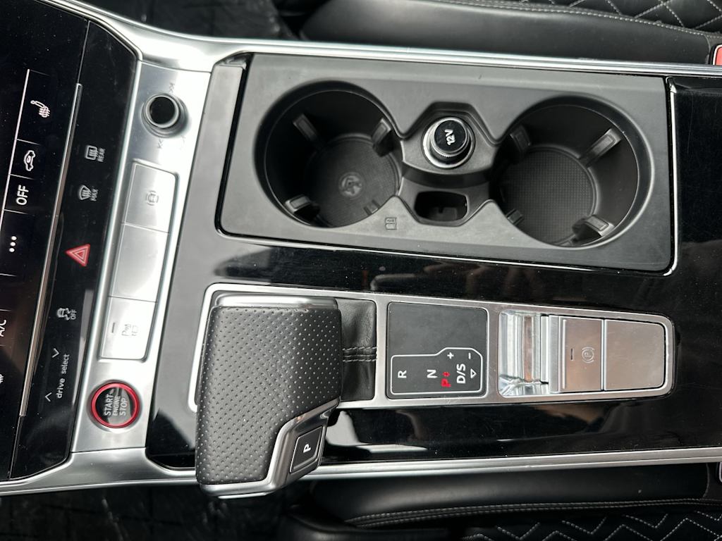 Thumbnail: 2022 Audi S6 - 7