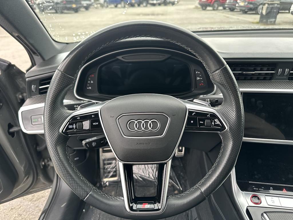 Thumbnail: 2022 Audi S6 - 2
