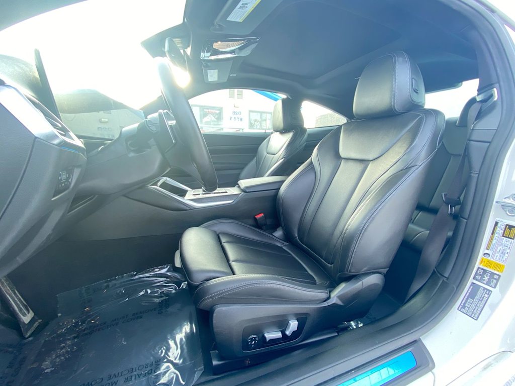 Thumbnail: 2024 BMW 4 Series - 9