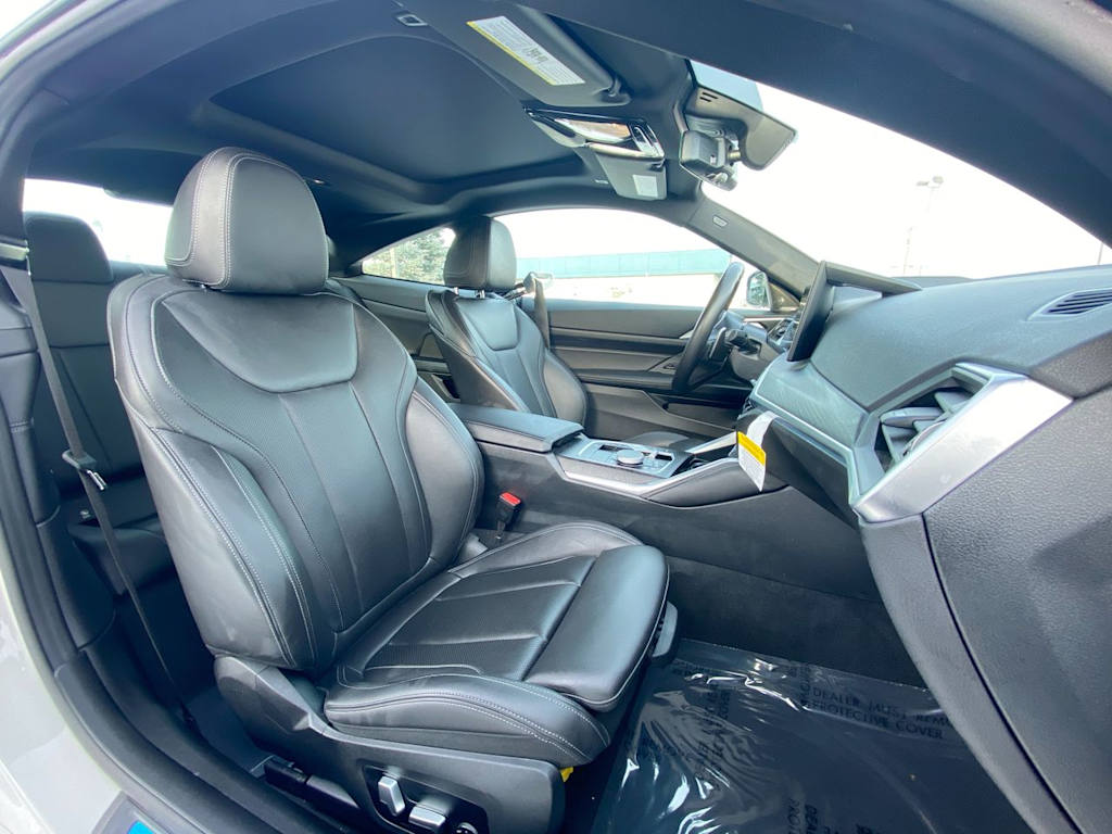 Thumbnail: 2024 BMW 4 Series - 8