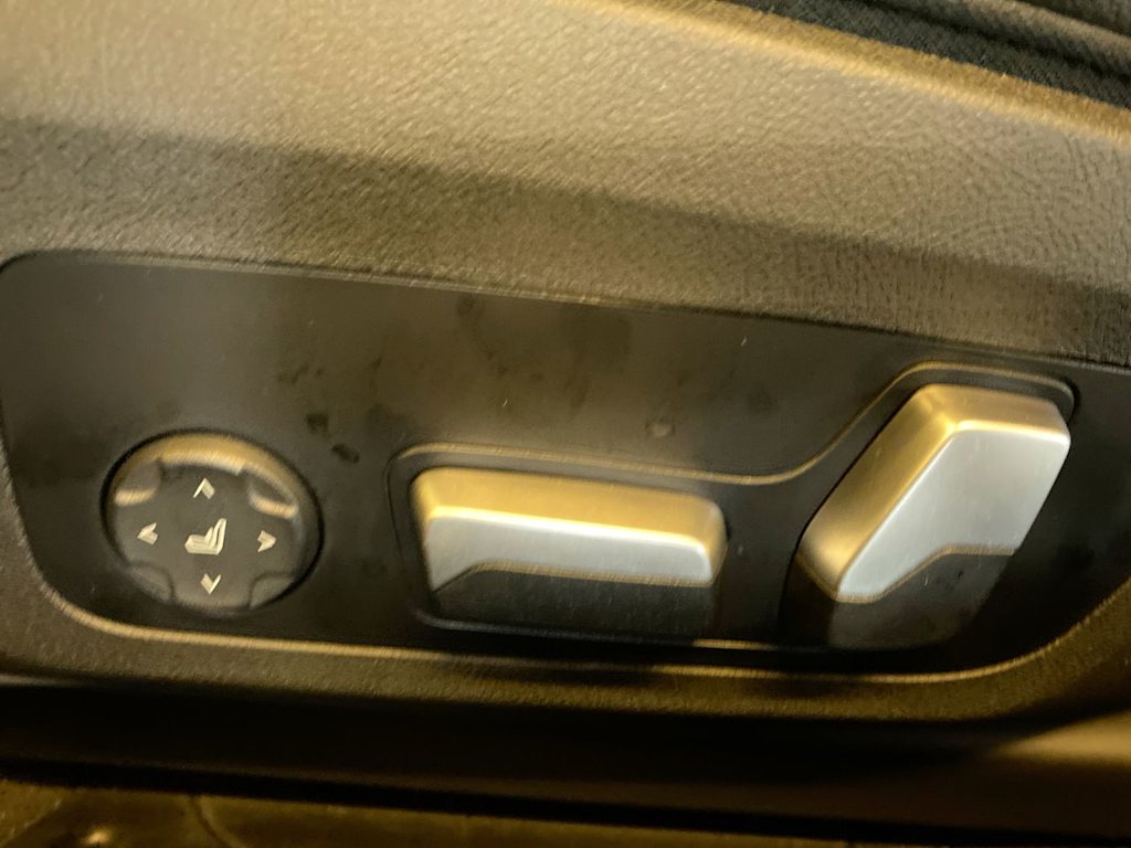 Thumbnail: 2024 BMW 4 Series - 16