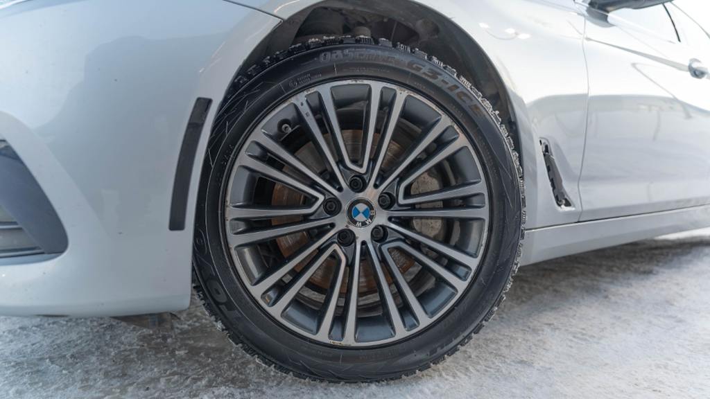 Thumbnail: 2020 BMW 5 Series - 54